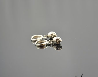 Earrings Skulls on Ring Silver Zahario