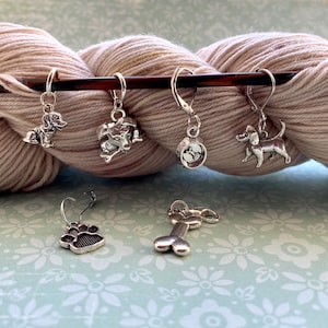 Set of 6 Dog Lover Stitch Markers / Progress Keepers for Knitting or Crochet with your choice of clasps. Includes a storage tin.