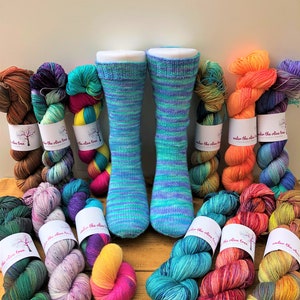 Beginner Sock Knitting Pattern PDF Full video tutorials provided, ideal for first time sock knitter, 3 adult sizes image 3