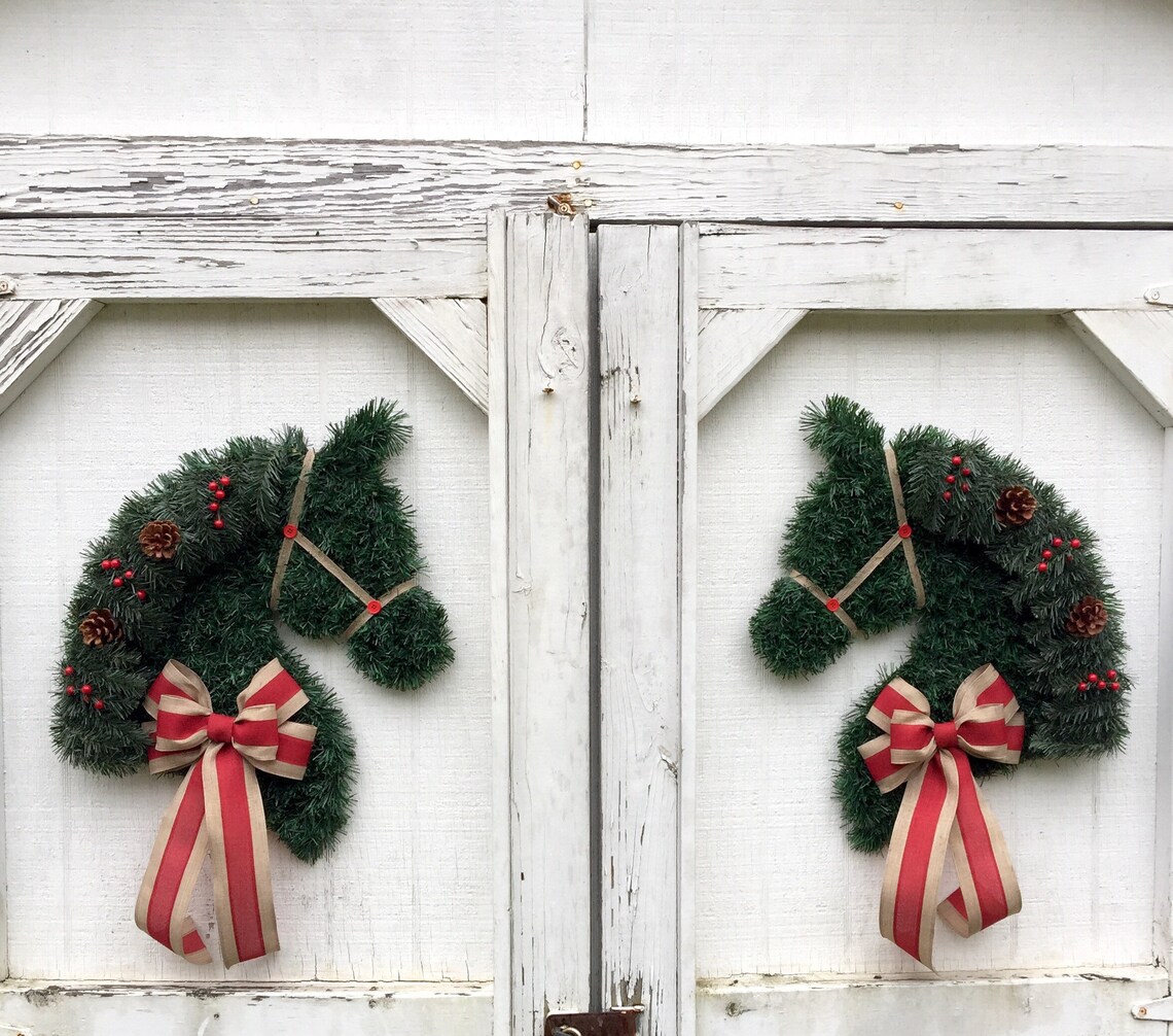 Horse Head Wreath Pair Free Shipping | Etsy