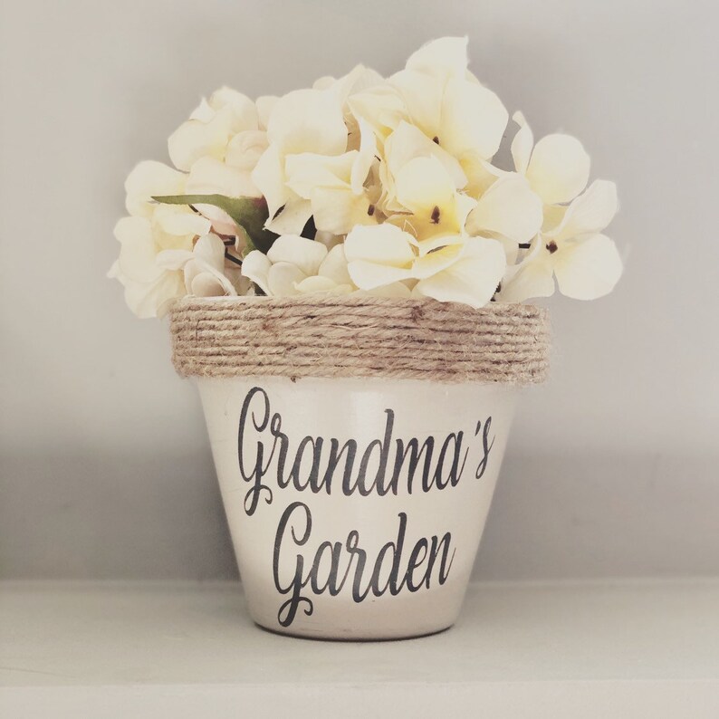 Grandmas Garden flower pot WITH saucer
