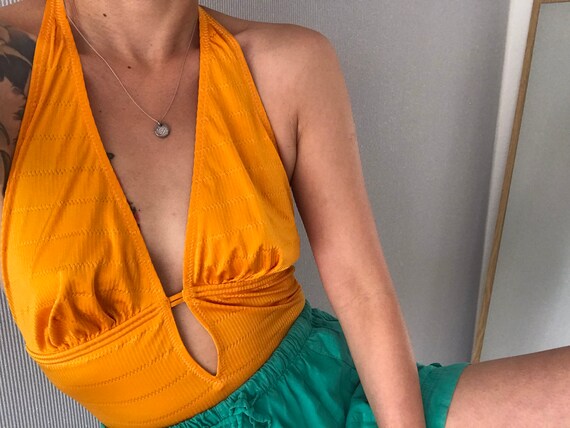 Vintage deep V Low-back Yellow-Gold One-Piece Halt