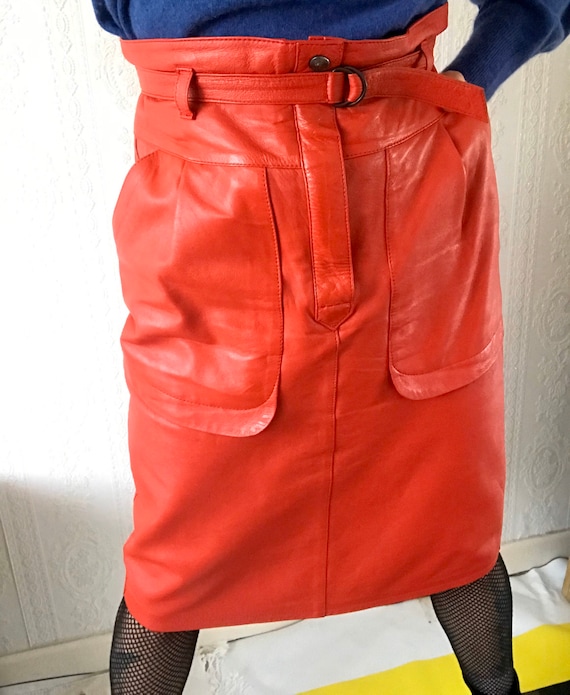Stunning Vintage femme fatale Chilli Red High Wais