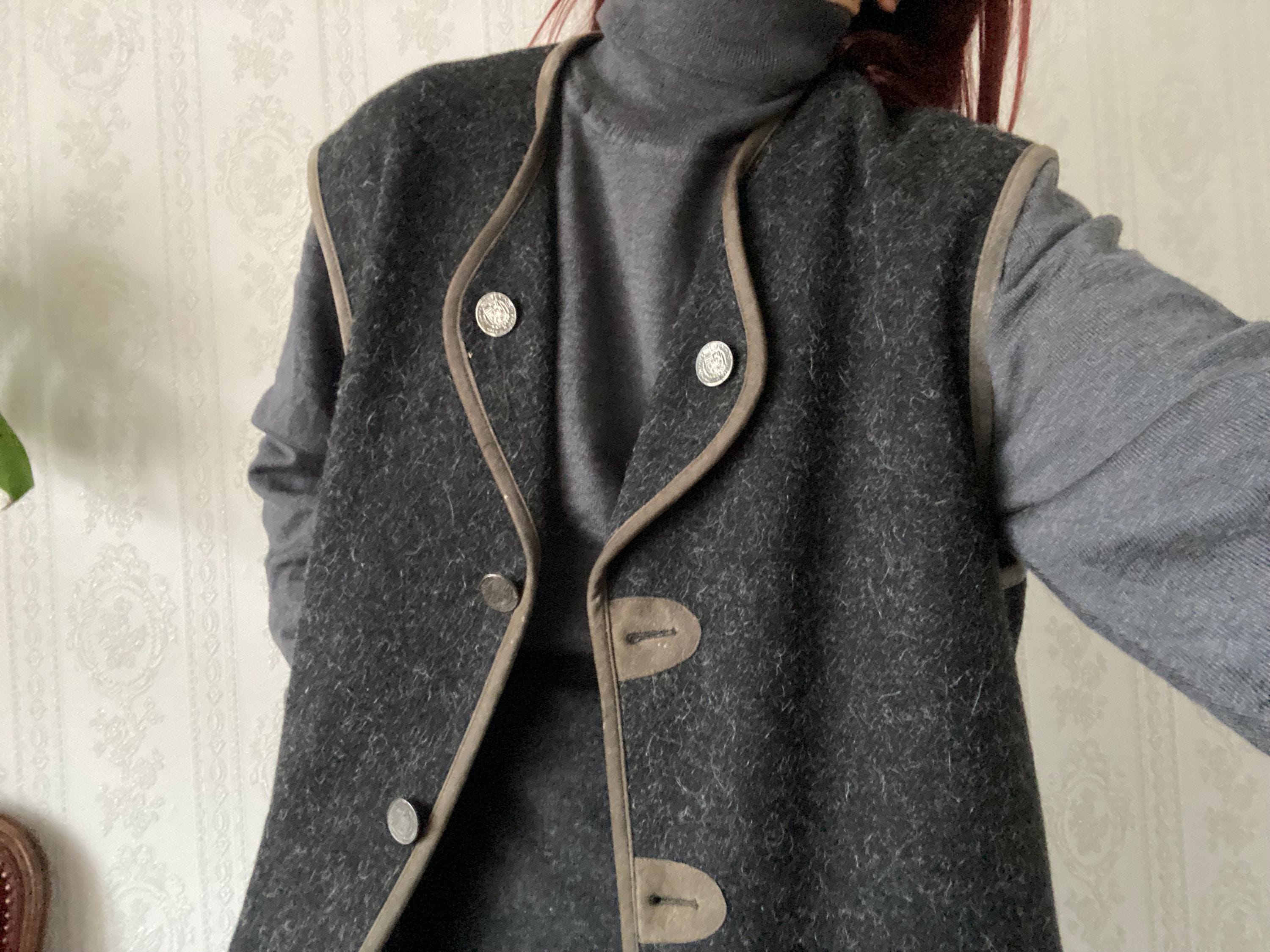 希少レア品 JULIUS 05 archive wool linen coat 希少レア品 JULIUS 05 archive wool linen coat - メルカリ