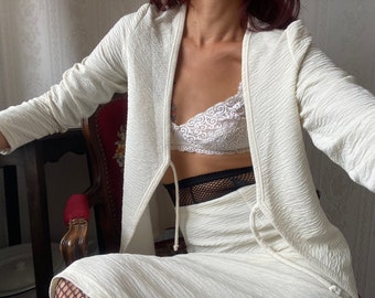 Vintage wrinkled Cream Skirt Suit/ Set/ S - M