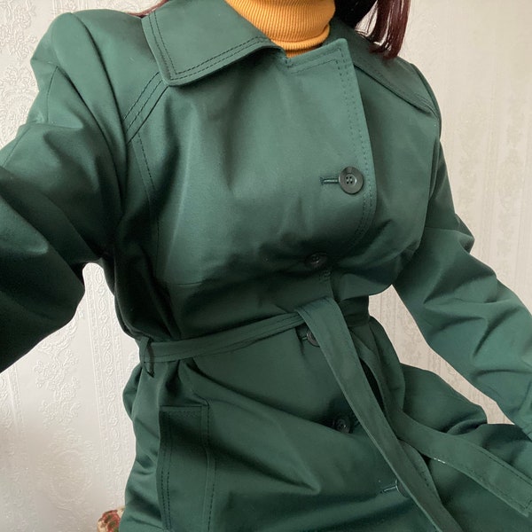 Trench-coat matelassé vert vintage/ L