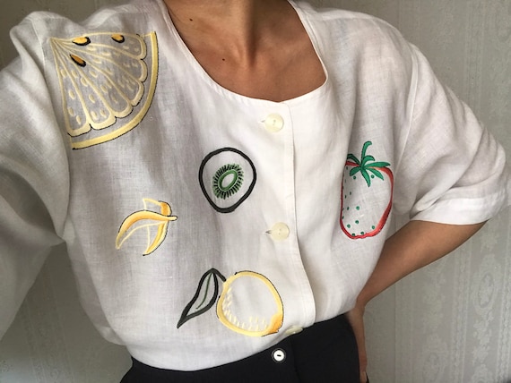 Vintage White Woven Cotton blend Embroidered Fruit