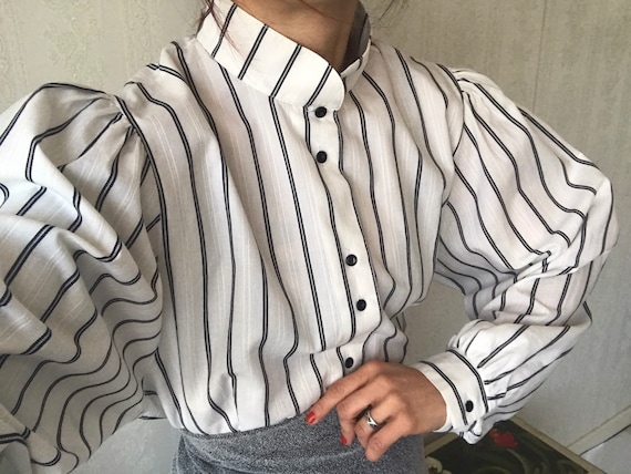 Vintage White Black Striped Poet Sleeve Blouse/ To