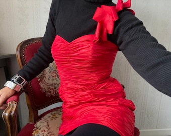 Vintage rotes gerafftes Mini Kleid / S - M