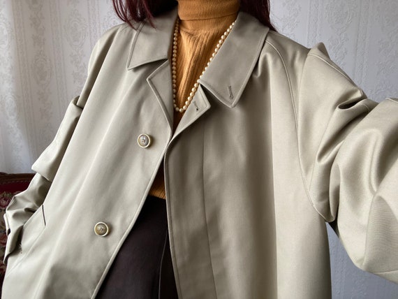 Vintage Unisex khaki Beige raglan Trench Coat/ XL… - image 2