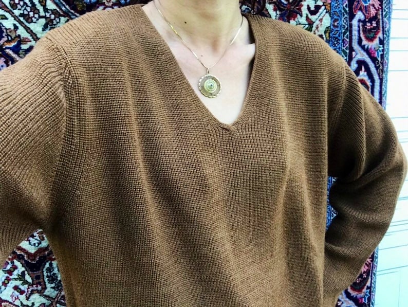 Vintage Chestnut Brown V-Neck Wool blend Knit Blouse Shirt Top Pullover Sweater Sweatshirt S L