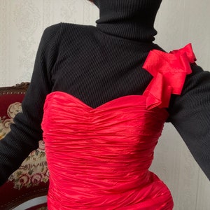 Vintage Red ruched Mini Dress/ S - M