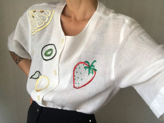 Vintage White Woven Cotton blend Embroidered Fruit