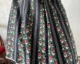 Vintage Black pure Cotton Floral Folklore Skirt/ S - M