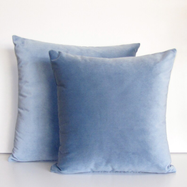 Funda de cojín de terciopelo de lujo azul nube hecha a pedido imagen 3
