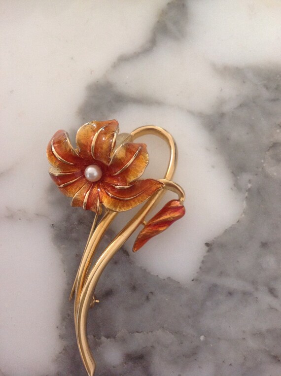 Erwin pearl sale brooch