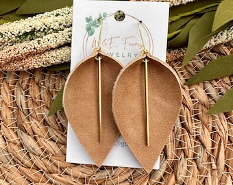 Neutral Blonde Leather Earrings with Brass Bar