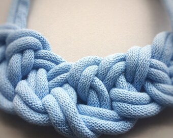 Collana Cordino Cotone Foglia Legno E Perline Rotonde Forma A