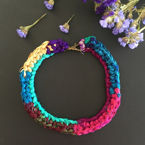 Sari Raphia Bracelet in Lavender Sari Raphia Bracelet in Lavender