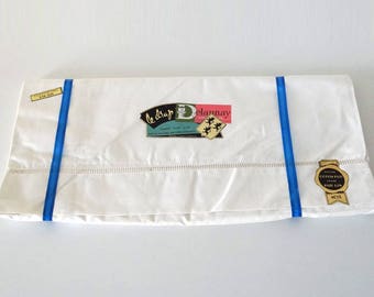French Vintage 50s Linen and Cotton Sheet with Openwork Embroidery