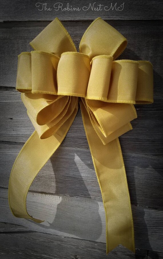 Gold Bow, Large Wedding Bows, Gold Fabric Ribbon Bow, Bridal Bow, Gold  Anniversary Bow, Gift , Bridal Bow, Church Pew Bows, Home Decor Bows - Etsy  UK