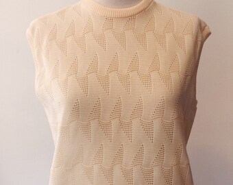 Knockout '60s Spring Sweater - Larger size