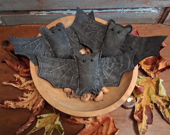Primitive Trio Halloween Fall Autumn BATS bowl fillers ornies tucks