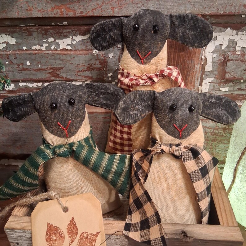 Wee Three SHEEP Primitive Bowl Filler Rustic Christmas Winter Ornies - Etsy