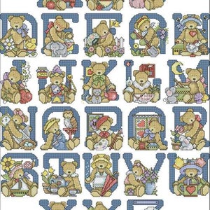 Alfabeto inglés infantil de la A a la Z con patrón de punto de cruz de osito de peluche: letras personalizables - Descarga instantánea en PDF