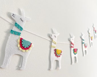 Llama garland Fiesta decor Lama Bedroom nursery decor unisex Boy Girl Baby shower gift Taco party Boho Bunting Backdrop Rainbow Alpaca