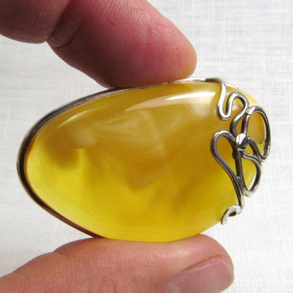 Baltic Amber Butterscotch Brooch, Elegant gift for her, Natural Amber Jewelry, Amber and  925 Sterling Silver Pin