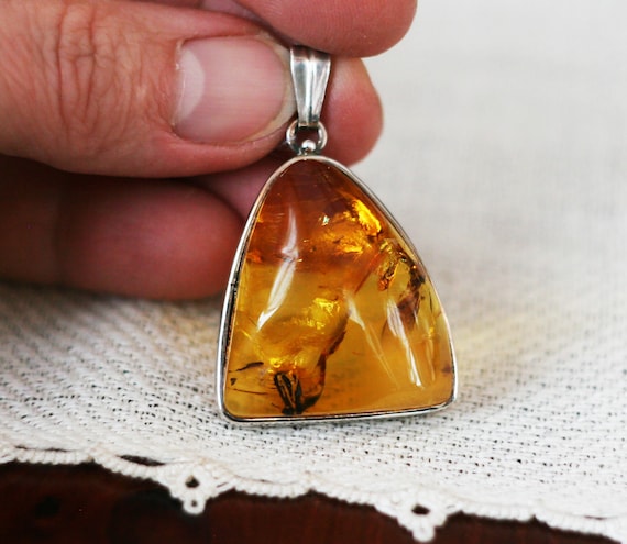 Honey amber deals necklace