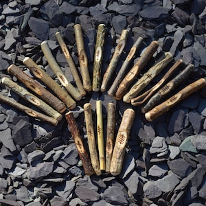 Pautas Celtas de Ogham: Conjunto Britânico de Adivinhação em Madeira