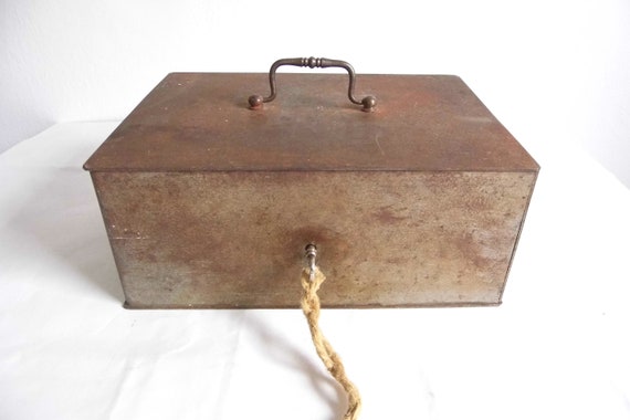 Conservation Caisse Coffret encadré Box Coffre de rangement métal bois antique