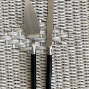 Wedding Cake Serving Set with Water Buffalo Horn handles