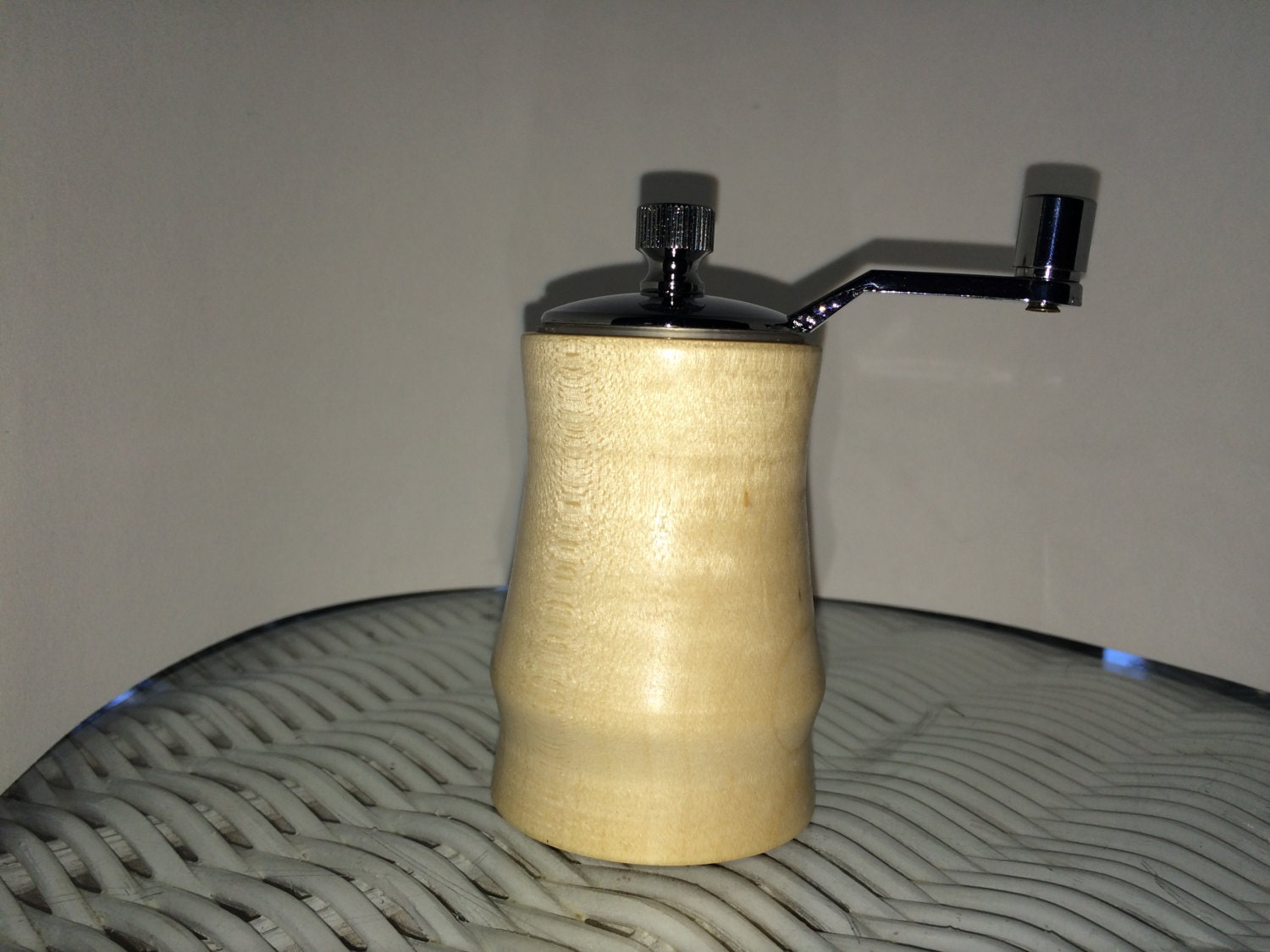 Pepper Mill, 3 inch tall, Crank top with Stainless steel mechanism, style 2