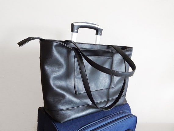 purses with trolley sleeve