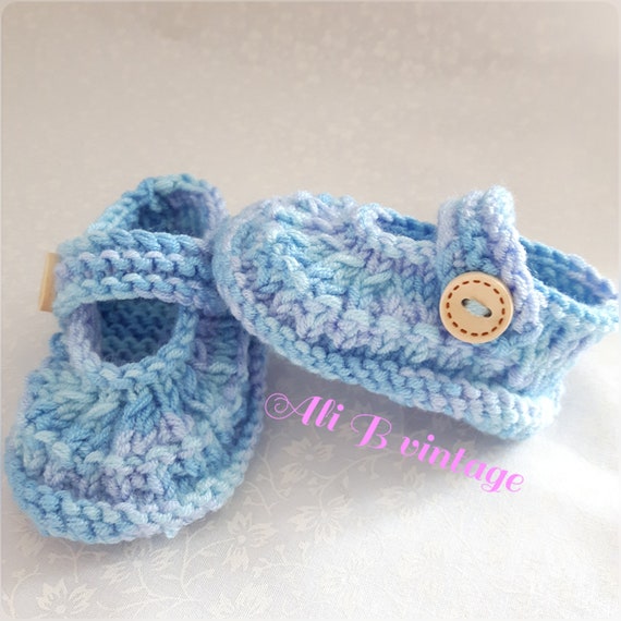 knitted shoes for babies