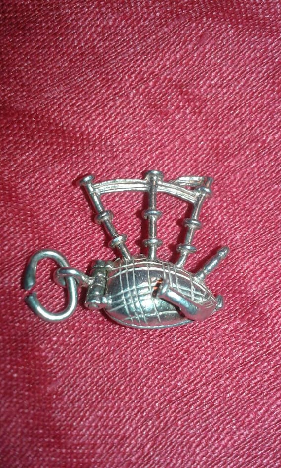 NUVO solid sterling silver bagpipes bracelet char… - image 1