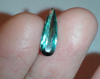 Untreated Brazilian Paraiba tourmaline 1.7cts pear cut VS grade clarity vintage gemstone shimmering pure oceanic blue neon turquoise green