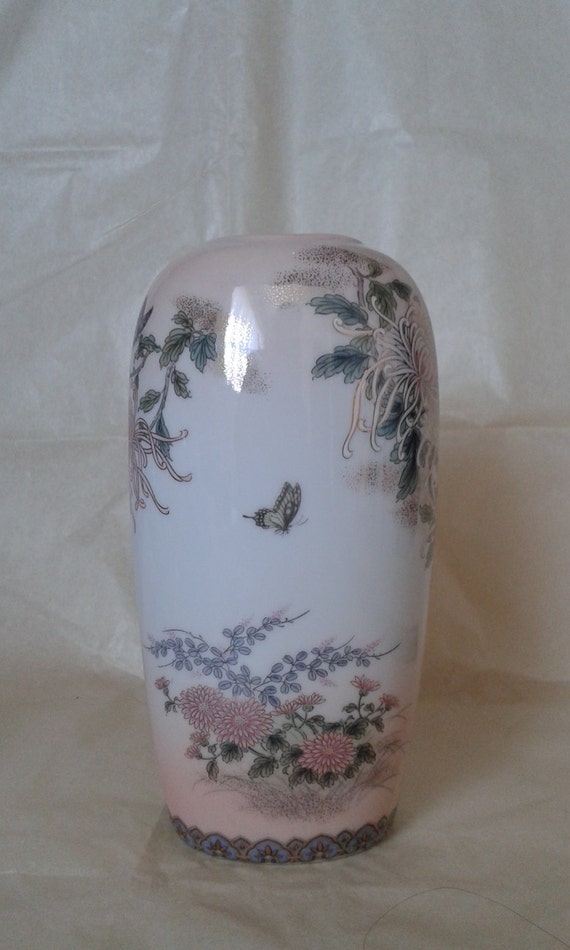 A Floral Japanese Ceramic Vase St Michael Marks And Etsy