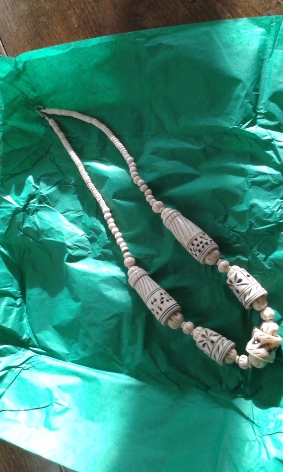 1920s Chinese ox bone carved bead necklace necklac