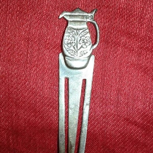 Bokmärke i massivt sterlingsilver med traditionell europeisk islamisk nordafrikansk vinkanna med vattenkanna, matlagning och dryck, tema
