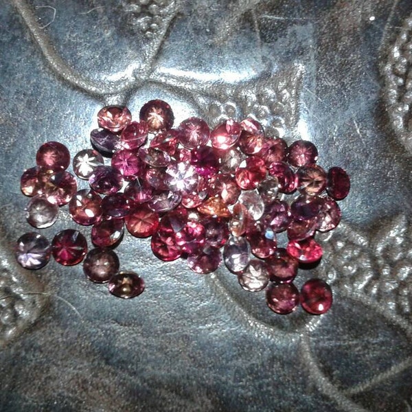 60 sapphires red and champagne fancy colour round faceted gems 3.38ct mixed matched gems gemstones - jewellery repair tutti frutti etc