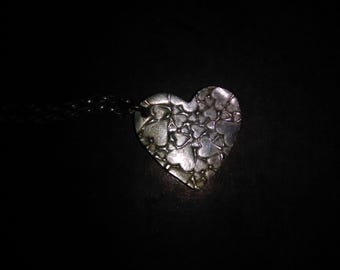 Solid sterling silver ripple love heart pendant / charm on chain - Precious metal fine jewellery - Treasurentreats Prelovedbargains