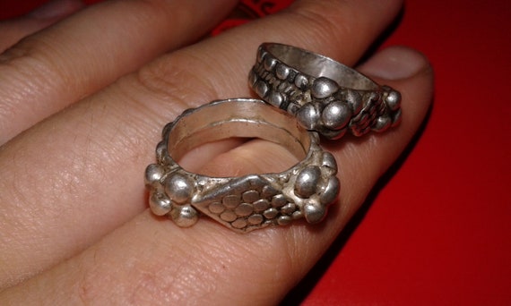 Choose your ring or buy both matching Arabic Isla… - image 9