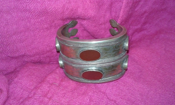 Antique bangle made from heavy solid brass with s… - image 1