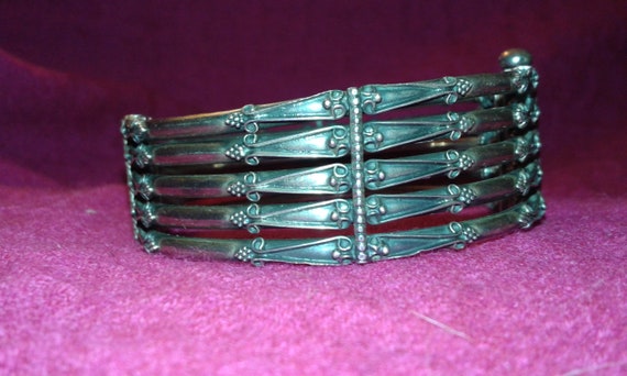 Hindustani solid sterling silver hinged opening b… - image 7