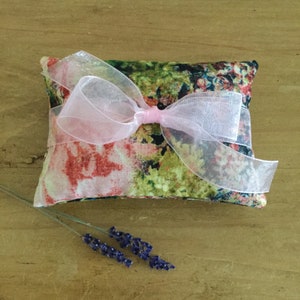 Lavender Sachet Set: Tim Holtz Bouquet Fabric, Vintage Floral Pillows