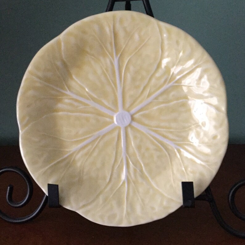 Cabbage leaf relief pattern. Dessert stand Serving piece Yellow majolica leaf design Yellow cake stand Spring decor